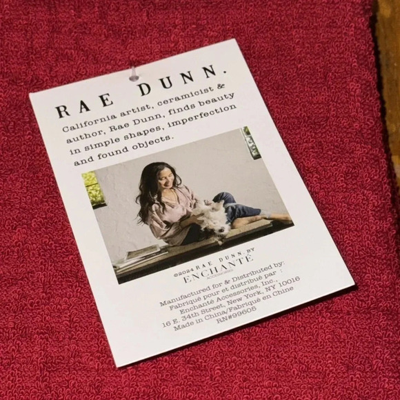 NWT Rae Dunn Home Set of 3 Cotton Kitchen Towels
HTF Red/White Gigi’s Kitchen - Picture 3 of 7